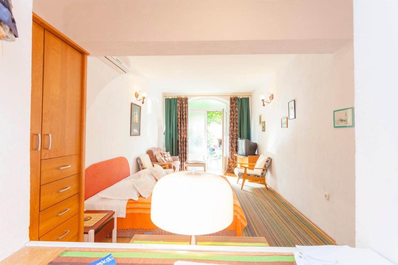 Green Garden Rooms & Apartments Makarska Bagian luar foto