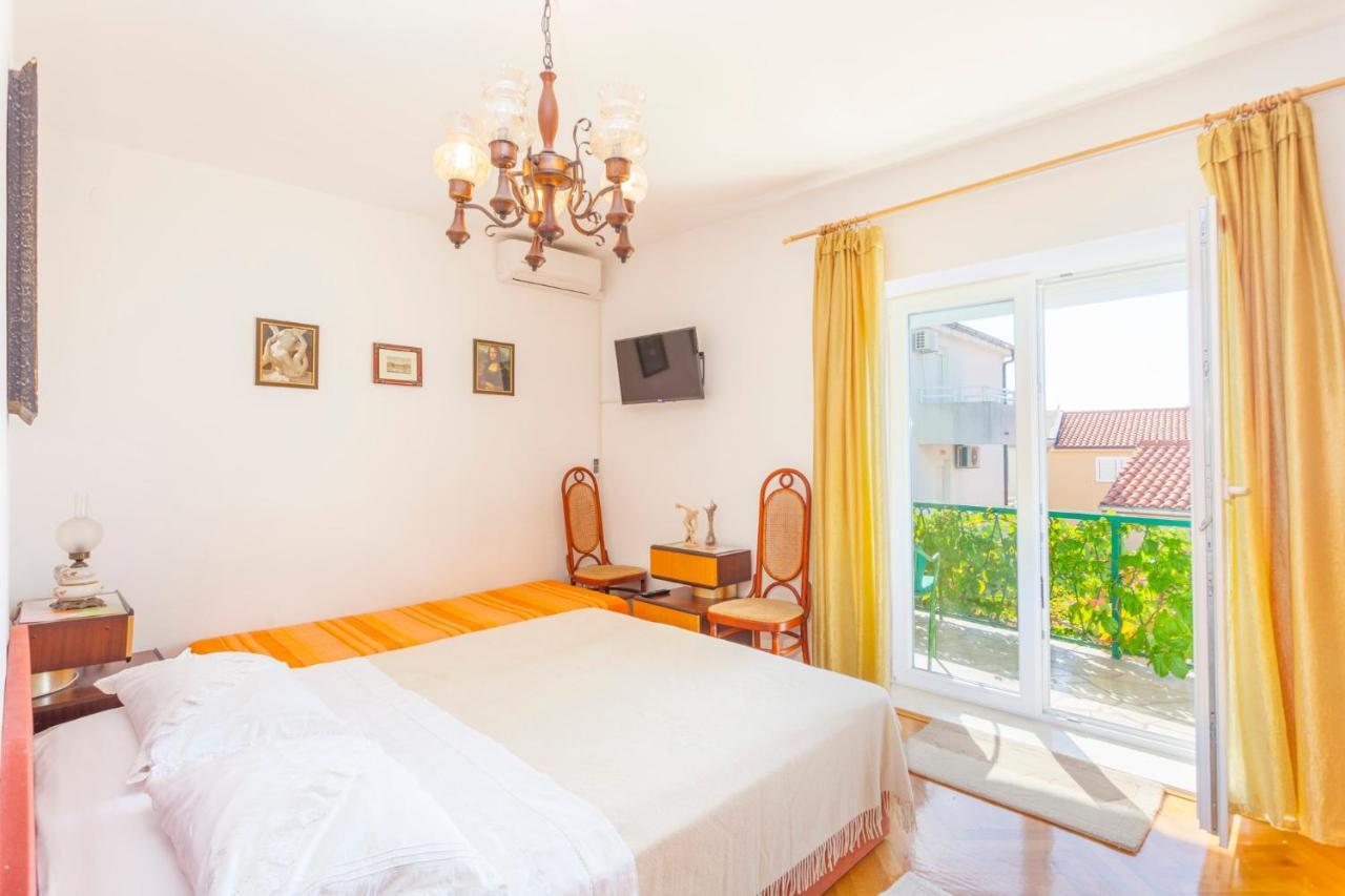 Green Garden Rooms & Apartments Makarska Bagian luar foto