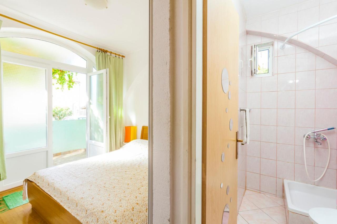 Green Garden Rooms & Apartments Makarska Bagian luar foto