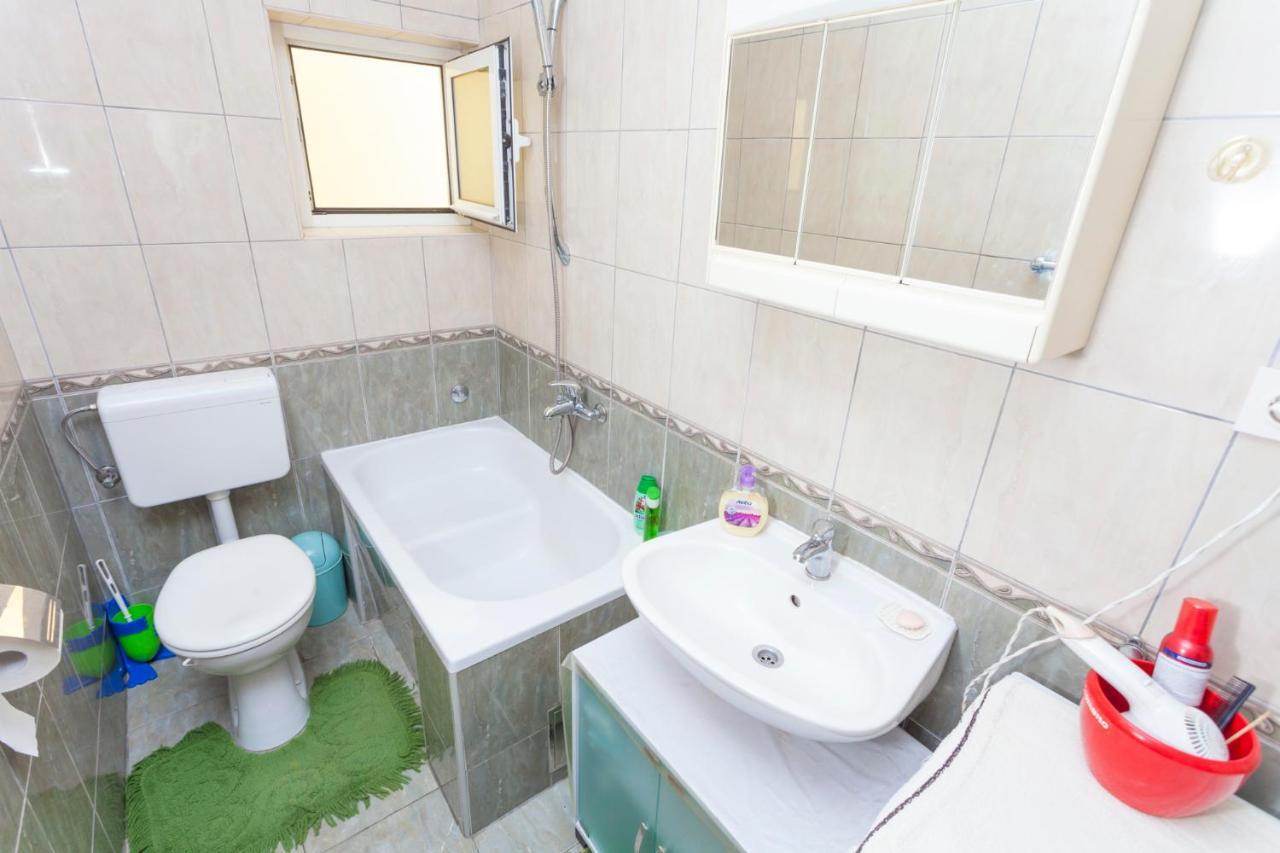 Green Garden Rooms & Apartments Makarska Bagian luar foto